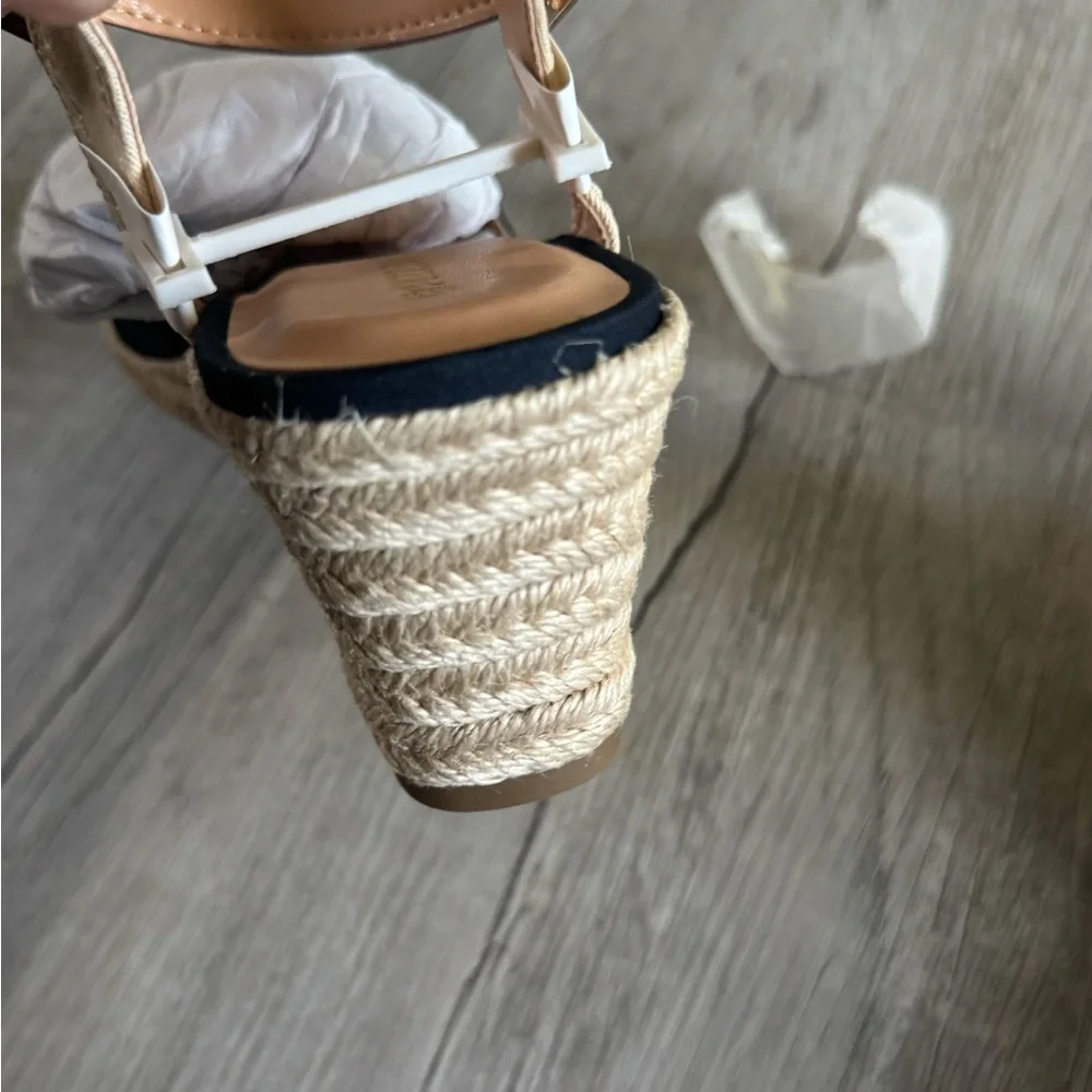 Amazon chic navy